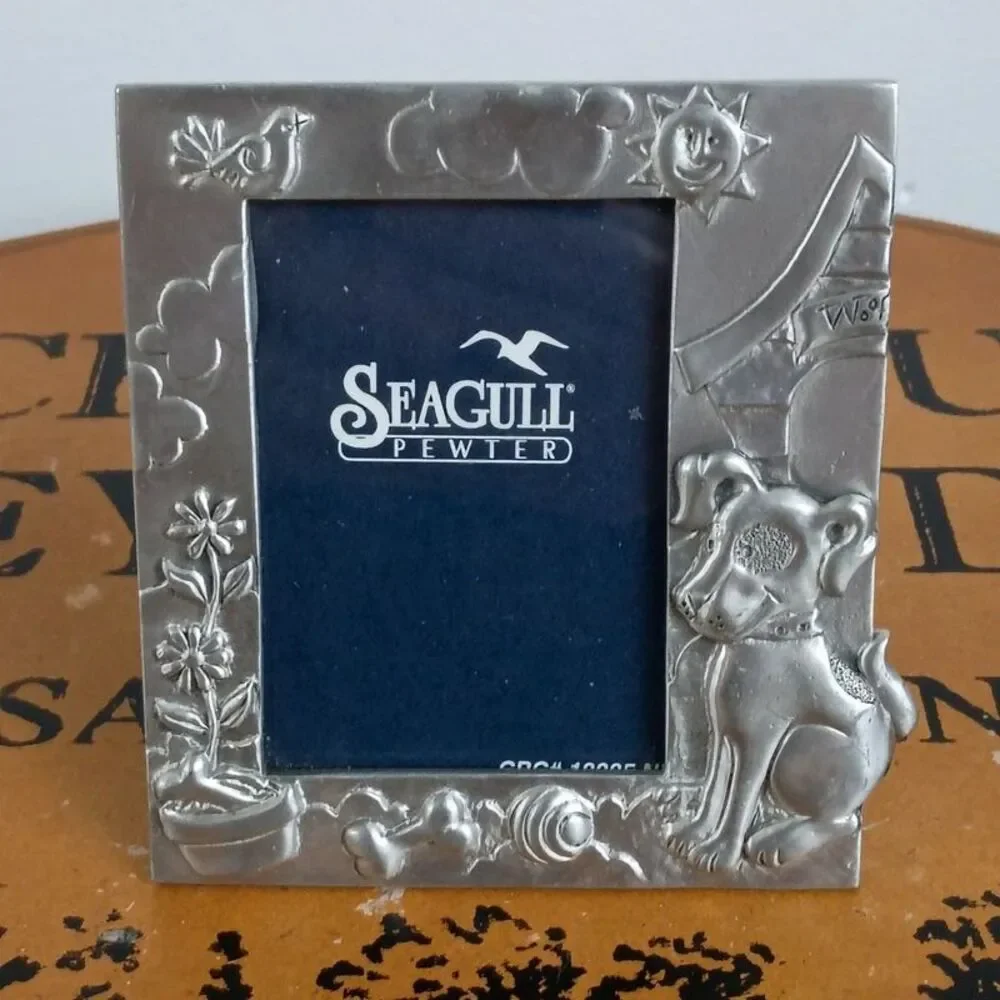 Seagull Pewter Small Silver Metal Textured Dog Picture Frame